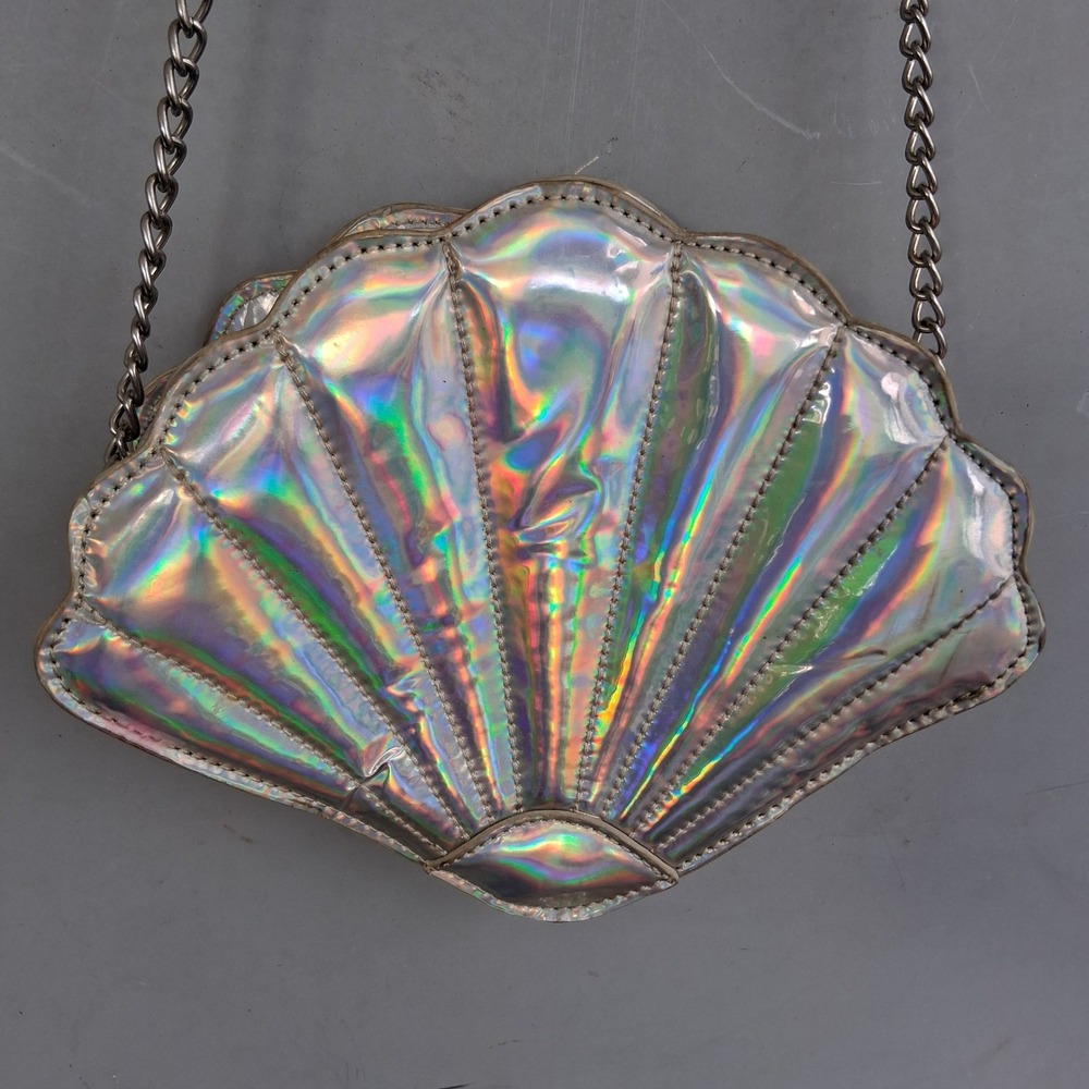 Bioworld Iridescent Holographic Seashell Crossbody Bag Silver Chain Strap Purse
